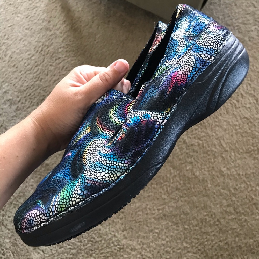 Women&#x27;s Multi-Color Spring Step Clog Size 9.5 - image 3